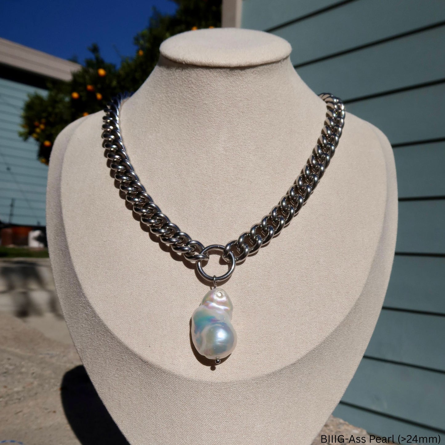 That's a Big-Ass Pearl Necklace